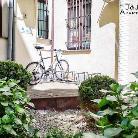 J&J Apartments Szeroka 25 Apartament 1 Торунь Екстер'єр фото