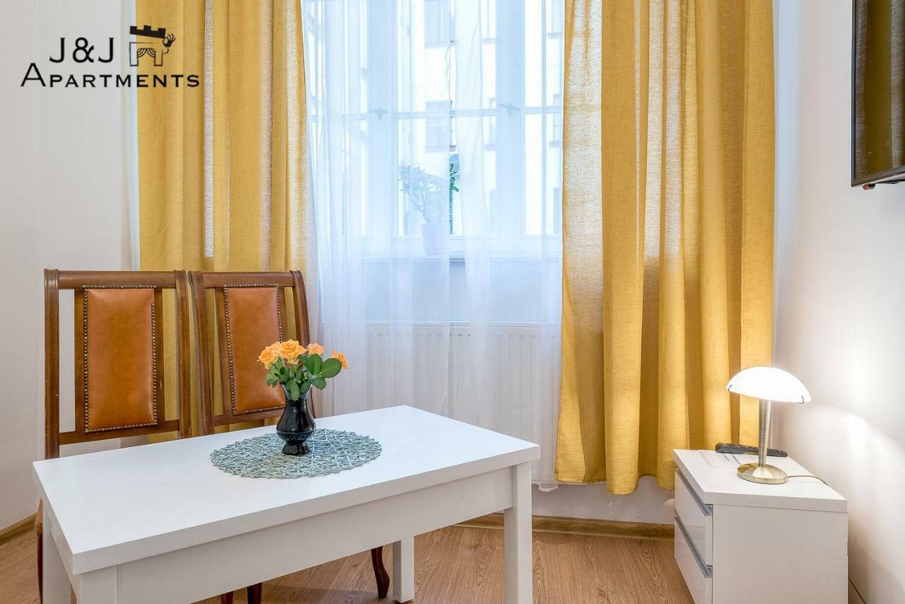 J&J Apartments Szeroka 25 Apartament 1 Торунь Екстер'єр фото